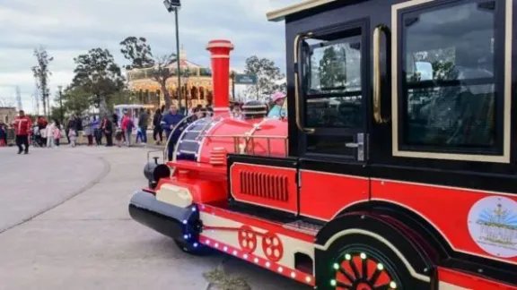Carrusel y tren del parque bicentenario