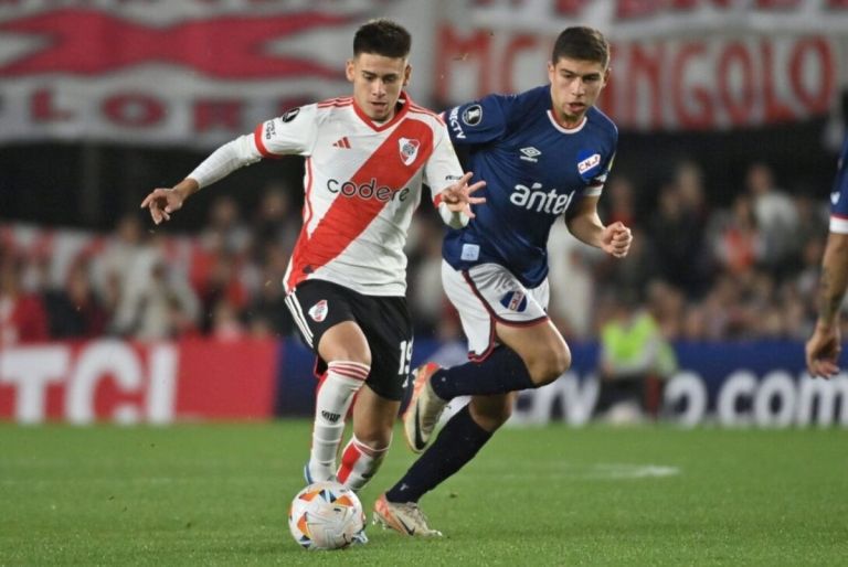 River Visita A Nacional En Montevideo Horario Posibles Formaciones Y