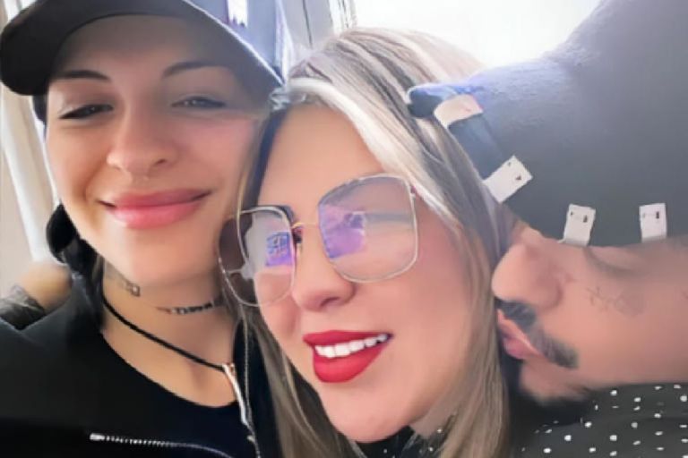 Madre de Christian Nodal muestra su apoyo a Cazzu tras la relación de