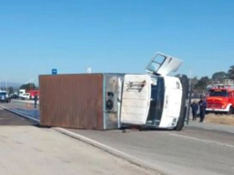 Siniestro Vial En Rosario De La Frontera Un Cami N Que Transportaba