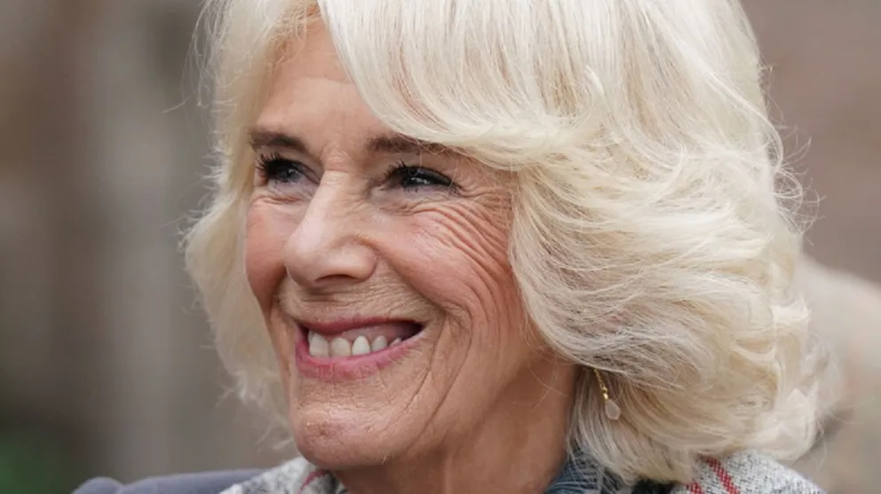 Reina imprudente: el brutal comentario racista de Camilla Parker hacia Meghan que la destrozó