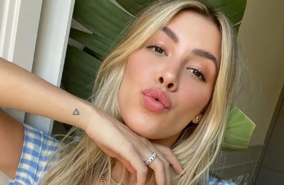Michelle Salas lució hermosa con una espectacular y atrevida trikini, ideal para esta temporada