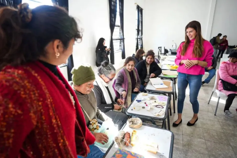Bettina Romero: "La formación y las oportunidades de aprendizaje son la vía para salir adelante"