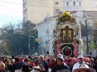 La Plaza Güemes se prepara para la emotiva procesión de la Virgen del Perpetuo Socorro