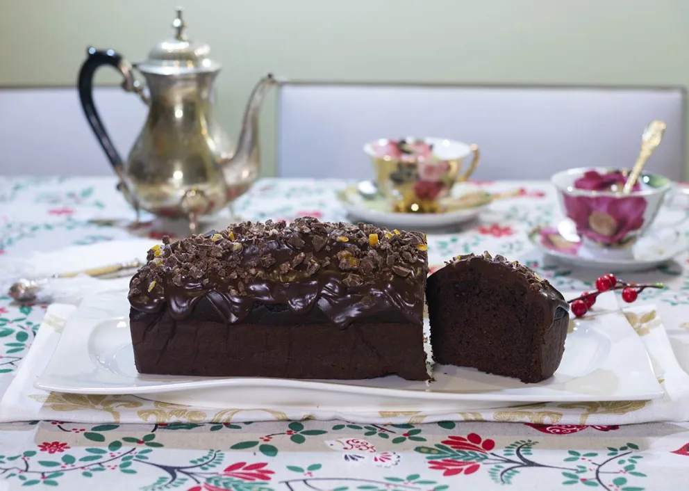 Cómo preparar el turrón de chocolate sin harina, lácteos y ni azúcar: el postre saludable que te deslumbrará