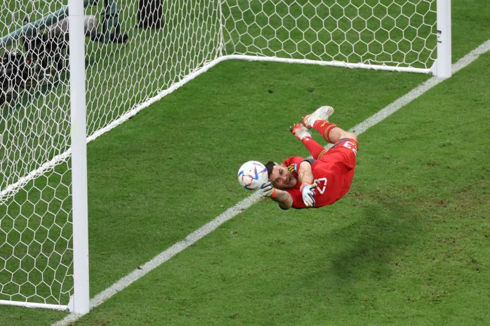 En Europa siguen llorando el Mundial: la norma anti Dibu Martínez de la FIFA que enfureció a Lionel Scaloni