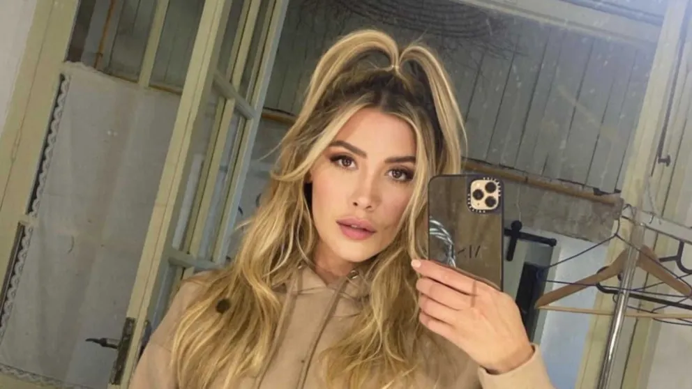 Michelle Salas vuelve a reventar las redes sociales con el traje de baño más cavado y sensual 