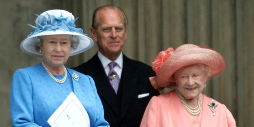 Crisis y ahorro real: esta era la insólita prenda que la madre de Isabel II usó sin cambio por dos años