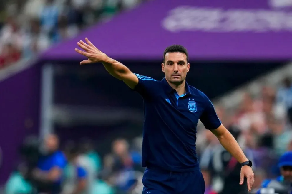 Atención Scaloni: una joya de Argentina puede cambiar de club, no es Garnacho, ni Luka Romero