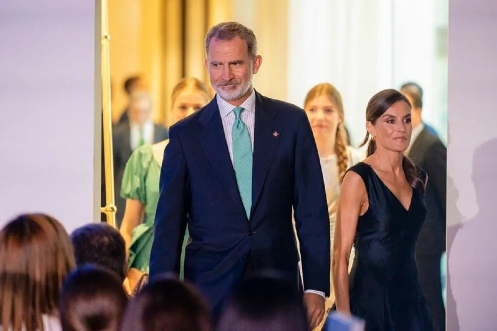 El rey Felipe VI ya no soporta la forma en que Letizia educa a la princesa Leonor: está harto