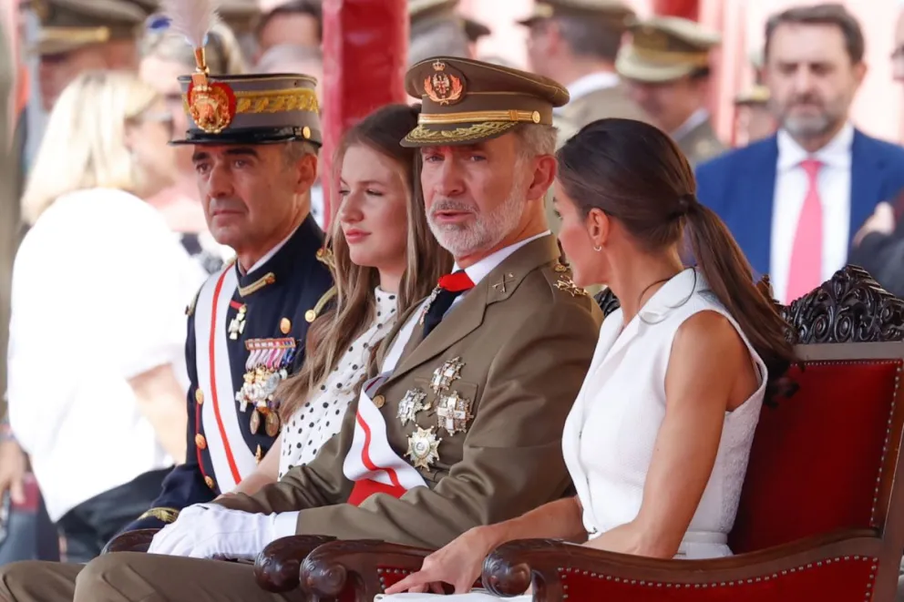Bajo la vigilancia de Letizia, así enfrentó la princesa Leonor su primer desafío en la Academia Militar