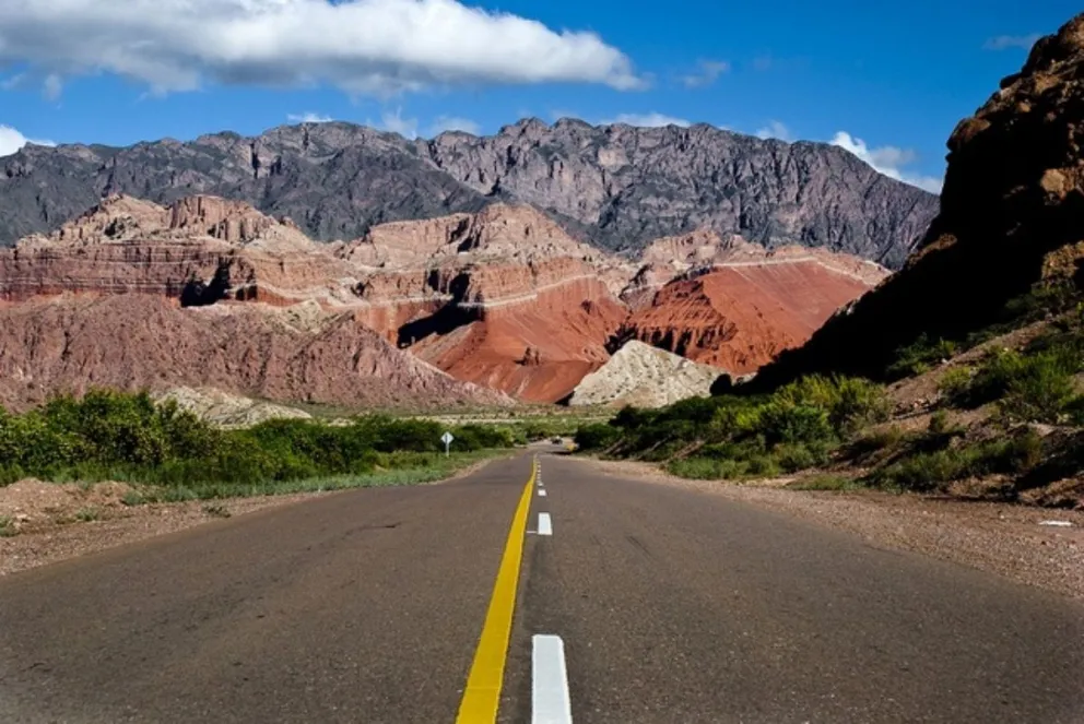 Anuncian la construcción de una autopista que conectará Campo Quijano con la Ruta 68