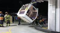 Horror en el teleférico: 75 personas quedaron atrapadas por más de 10 horas a 4000 metros de altura