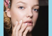 Lo que toda mujer quiere saber: el increíble truco secreto para una manicura francesa en uñas cortas