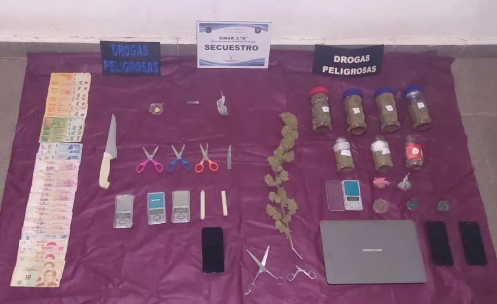 Vendía drogas en el barrio Floresta y quedó expuesto a través de la web