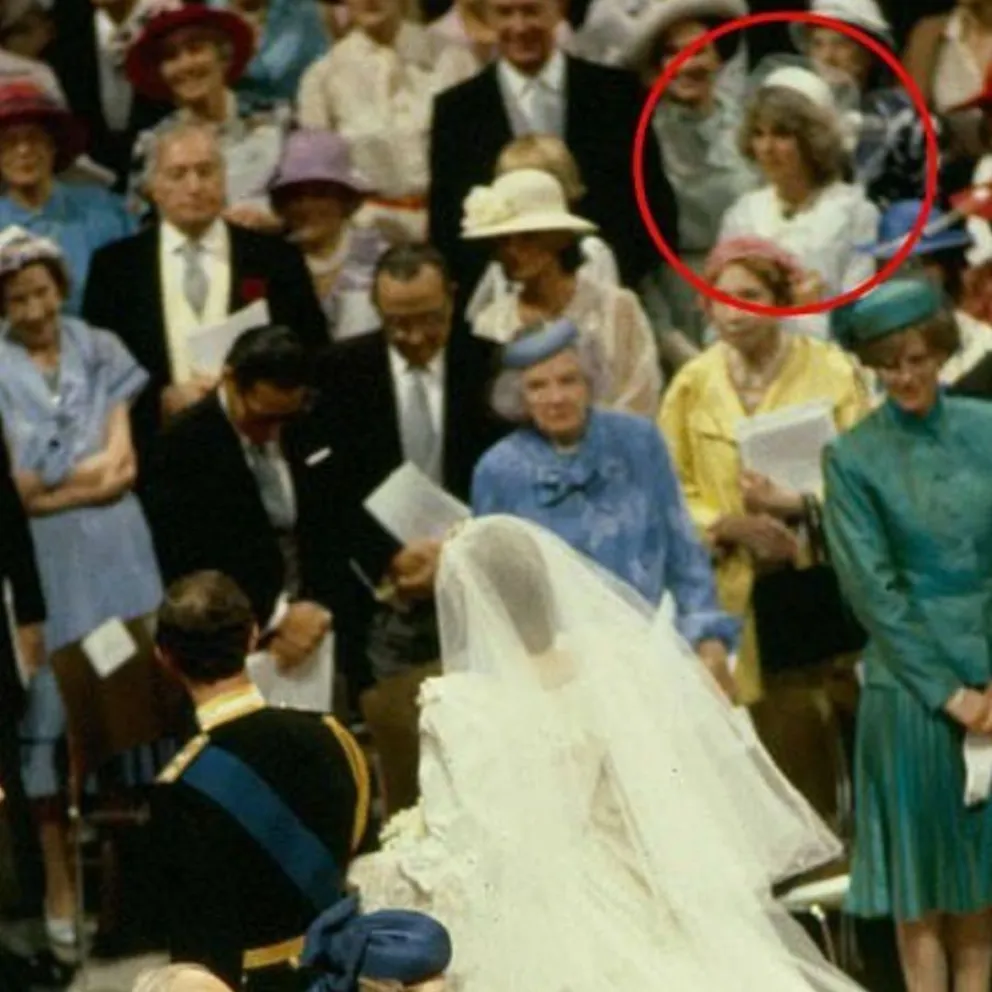 REY CARLOS III BODA LADY DI