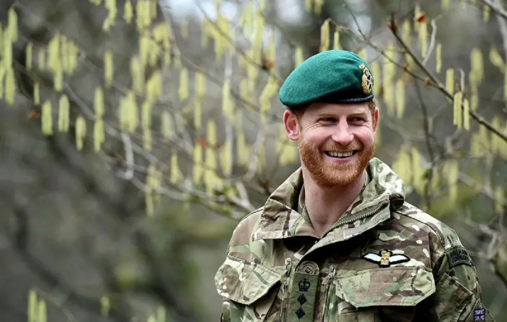 Nunca antes visto: el insólito video sensual y fitness del príncipe Harry que ni Meghan conocía