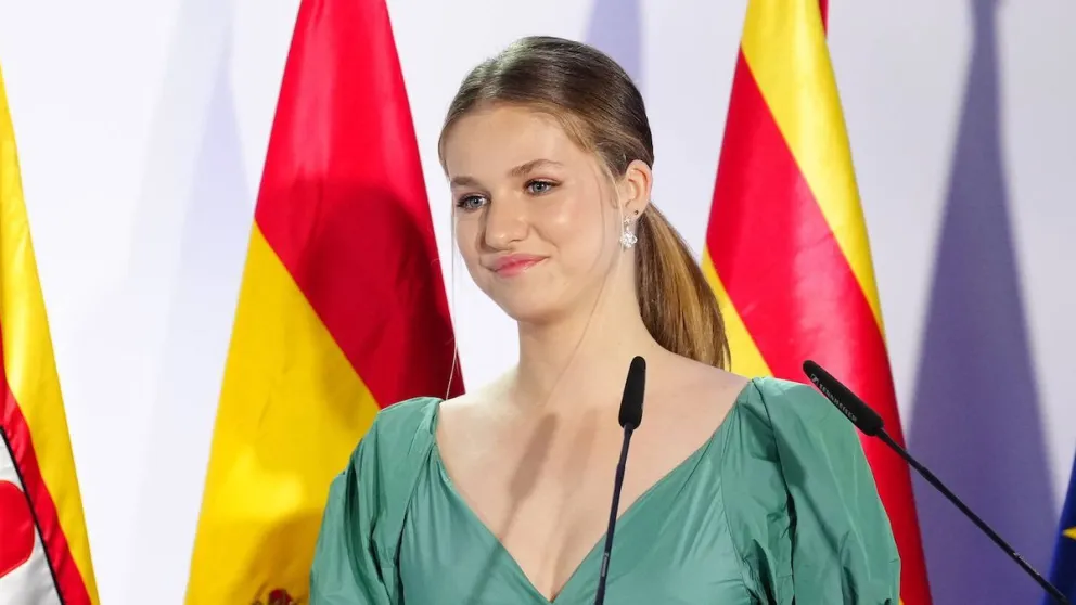 Culpa de la reina: las brutales críticas hacia el cuerpo de la princesa Leonor que explotan la ira de Letizia