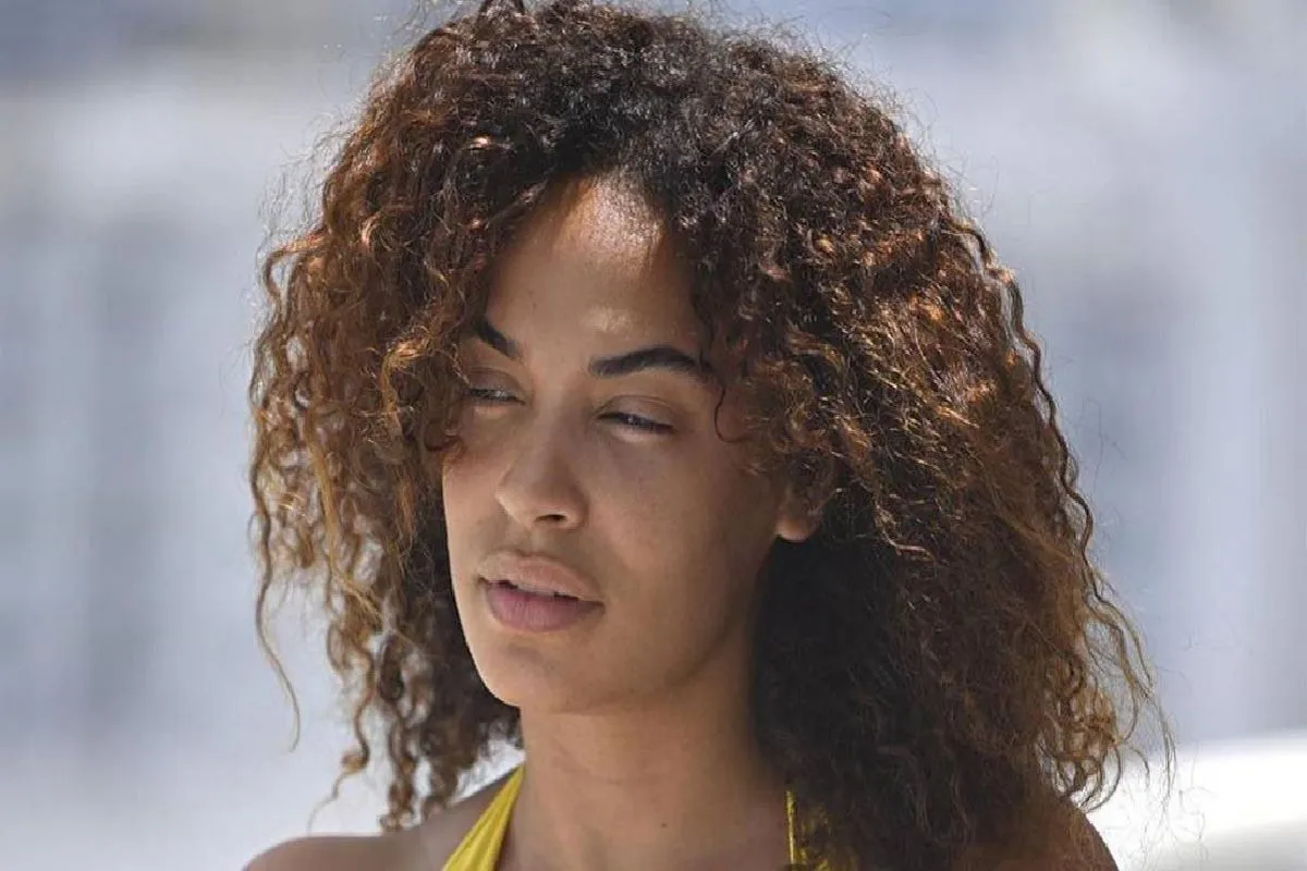 HERMANA DE MBAPP&Eacute;