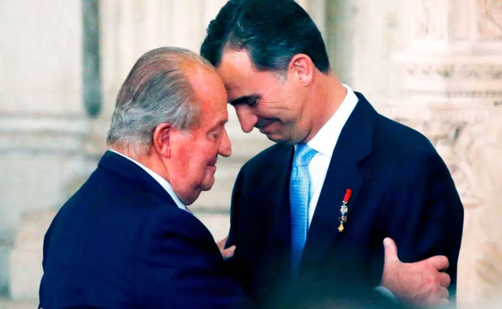 Juan Carlos I le suplica a Felipe VI que lo deje ver a Leonor y Sofía: así reacciona Letizia