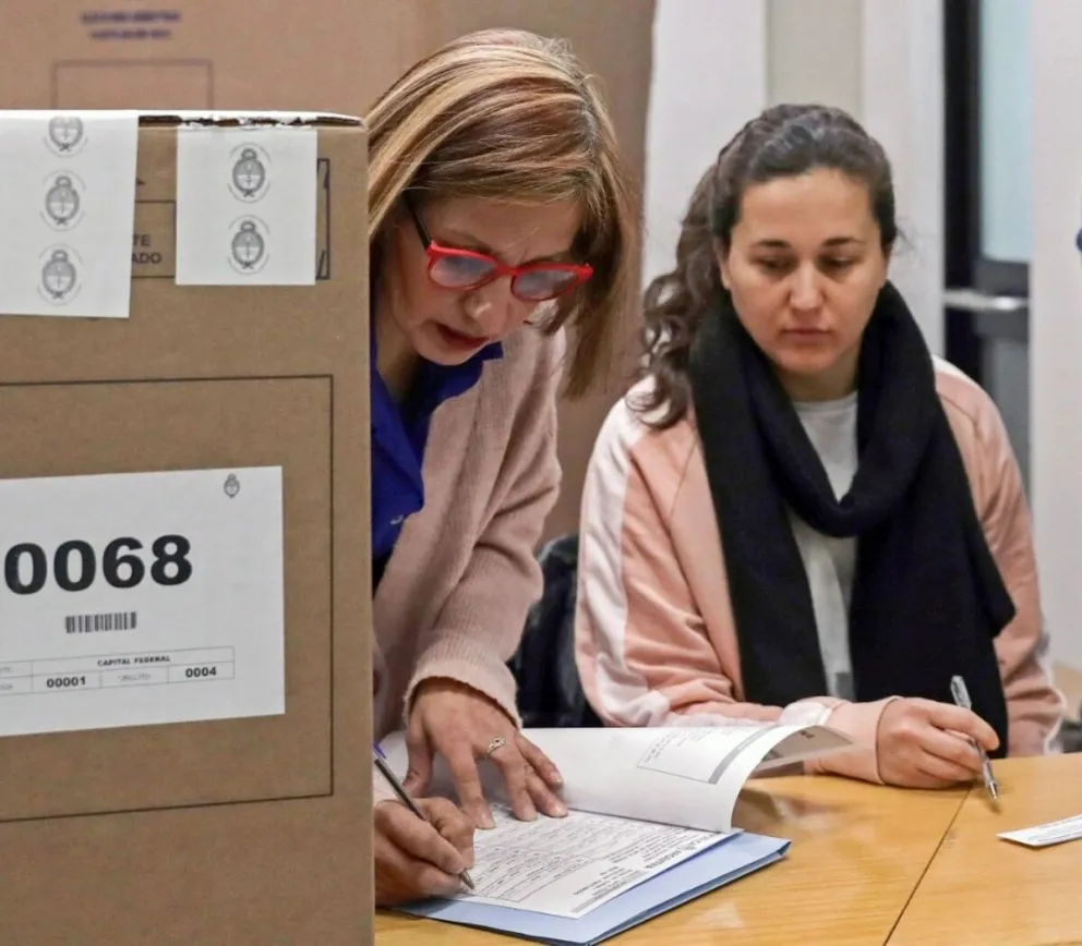 Cuenta regresiva para ser autoridad de mesa: cómo inscribirse para cobrar 40 mil pesos