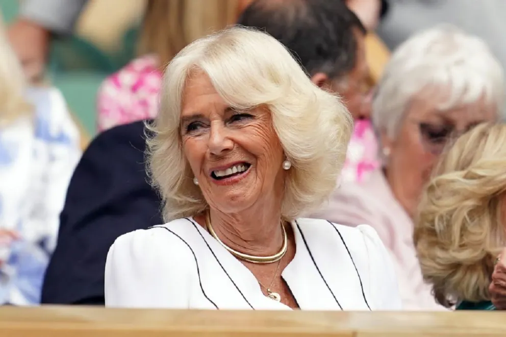 Poco lujo y elegancia: se revela el insólito y secreto trabajo de Camilla Parker que ni Carlos III conocía