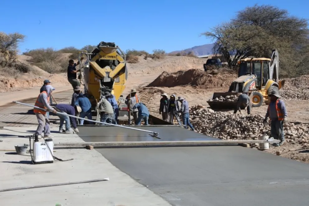Vital para el desarrollo en Salta: bajo la gestión de Gustavo Sáenz, avanzan las obras en la Ruta Nacional 40 