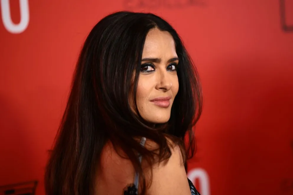 Salma Hayek revela cuáles son las mascotas más exóticas que posee en su mansión