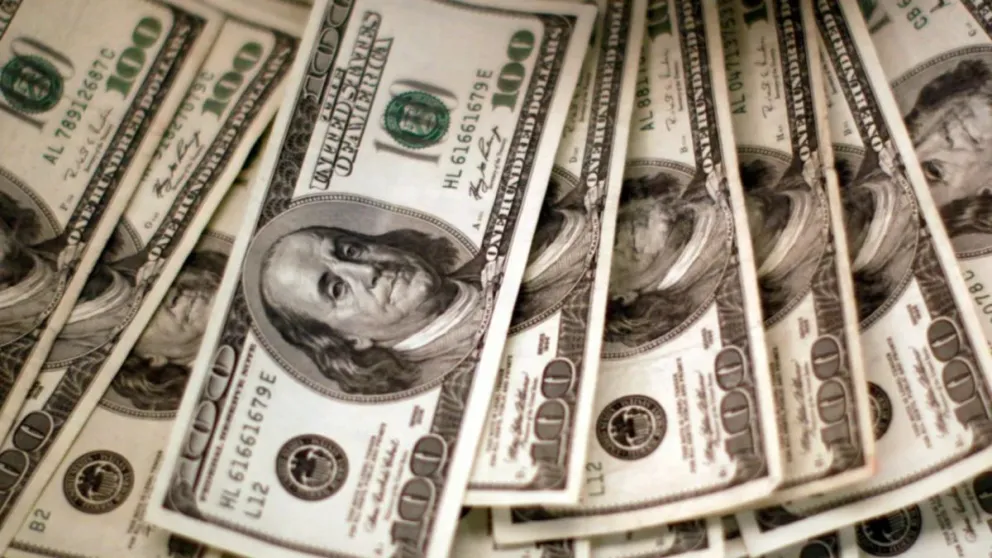 Dólar oficial y dólar blue: a cuánto cerró la cotización este lunes 28 de agosto