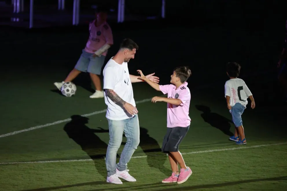 Lionel Messi sufrió una desopilante travesura de su hijo durante su presentación en Inter Miami 