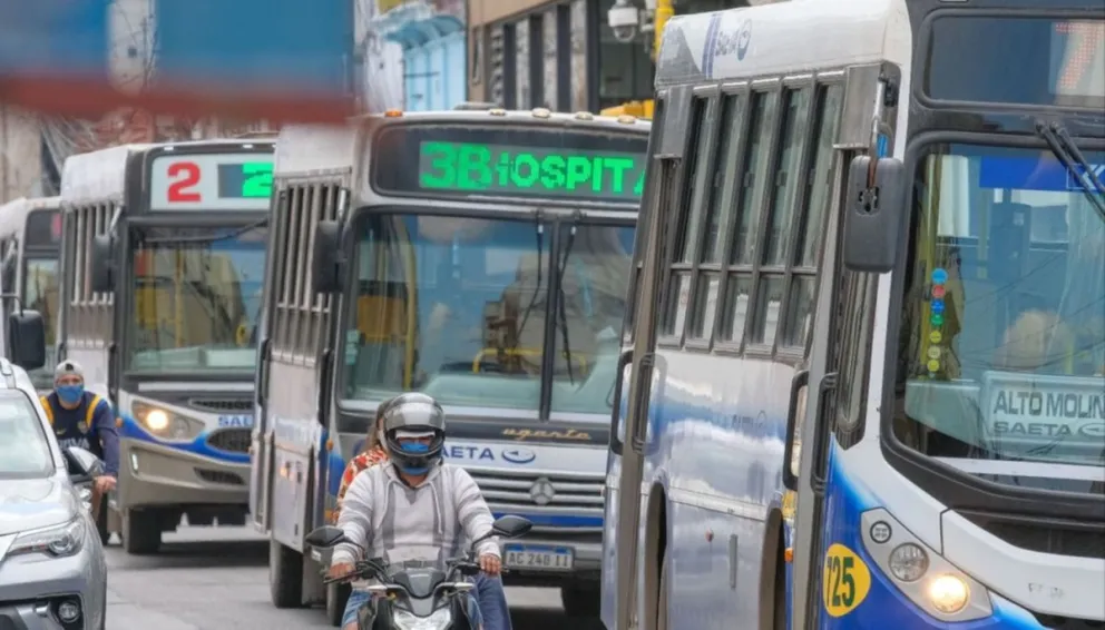 Debido a obras, hay desvíos de colectivos en dos líneas de SAETA 