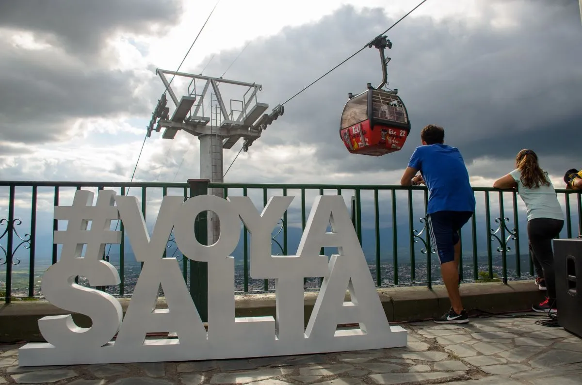 Récord de turistas en Salta: cada vez más cordobeses eligen La Linda para  sus vacaciones | Voces Criticas - Salta - Argentina