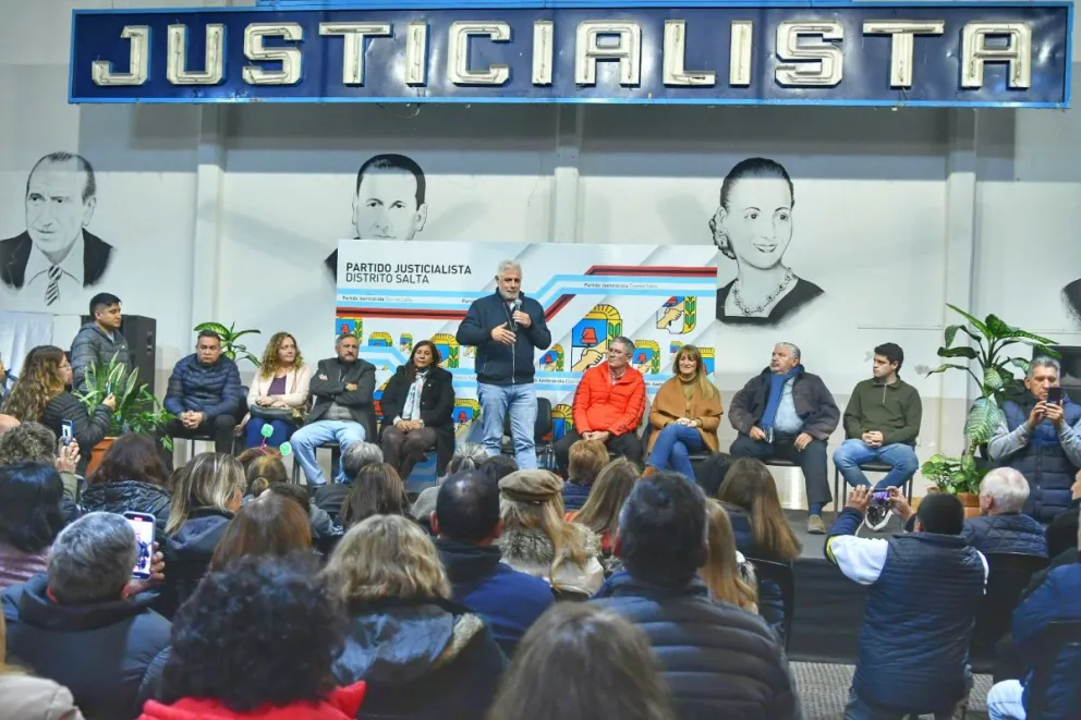 Liderada por Pablo Outes, la lista Unión por Salta presentó a sus candidatos para las PASO     