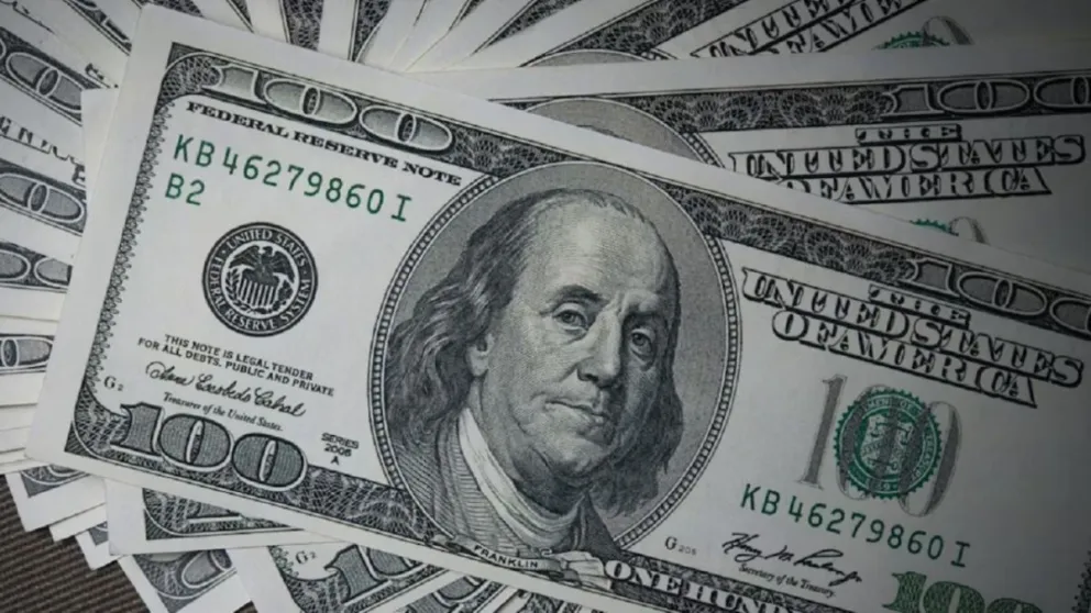 Dólar blue y dólar oficial: así cerró la cotización del martes 18 de julio