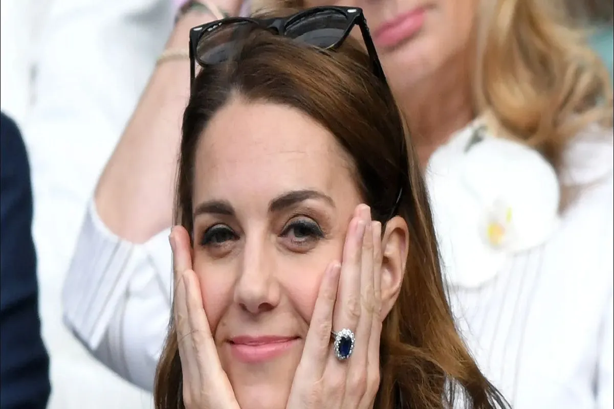 KATE MIDDLETON