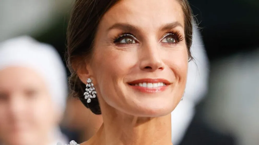 La reina Letizia expulsó a una mujer que ingresaba a Zarzuela a escondidas: fue un caos total