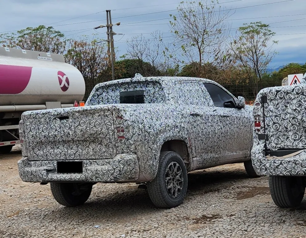 Dos camionetas despertaron curiosidad en Salta: por qué están en la provincia