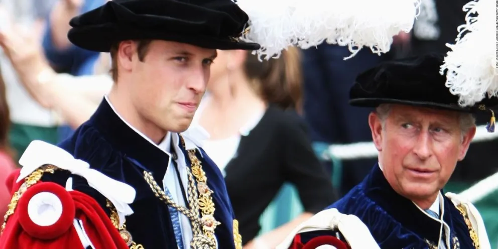 El príncipe Guillermo se aleja del rey Carlos III en un momento crucial: tiene otras prioridades