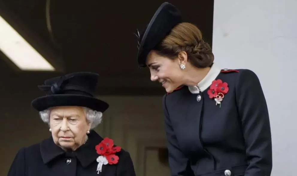 La reina Isabel II no toleraba esto de Kate Middleton: se lo advirtió al príncipe Guillermo