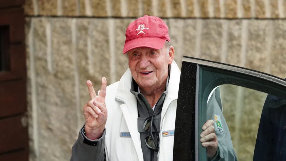 Se conoció la mujer con la que vive Juan Carlos I en Abu Dabi: “amiga y amante”