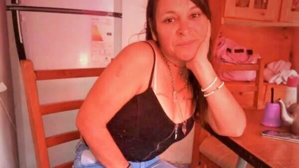 Un joven de 21 años apuñaló a su amigo y mató a su madre
