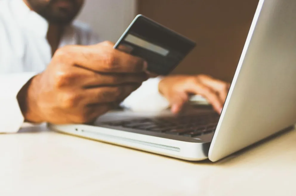 La ingeniosa maniobra para anular una transferencia bancaria: así se puede recuperar el dinero