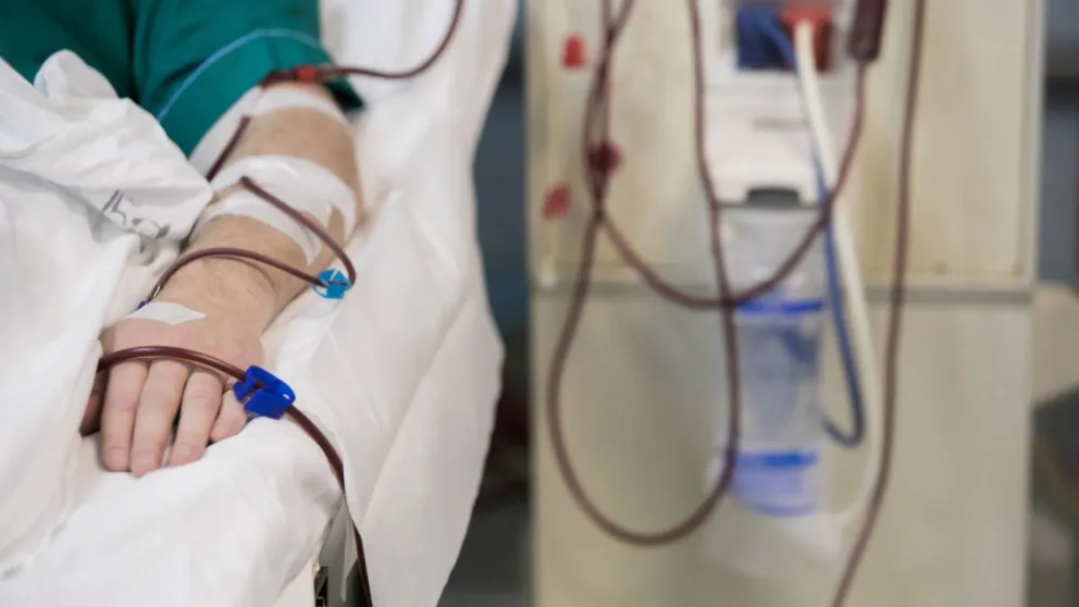 Debido a la crisis en el sector, advierten que podrían faltar insumos médicos para diálisis