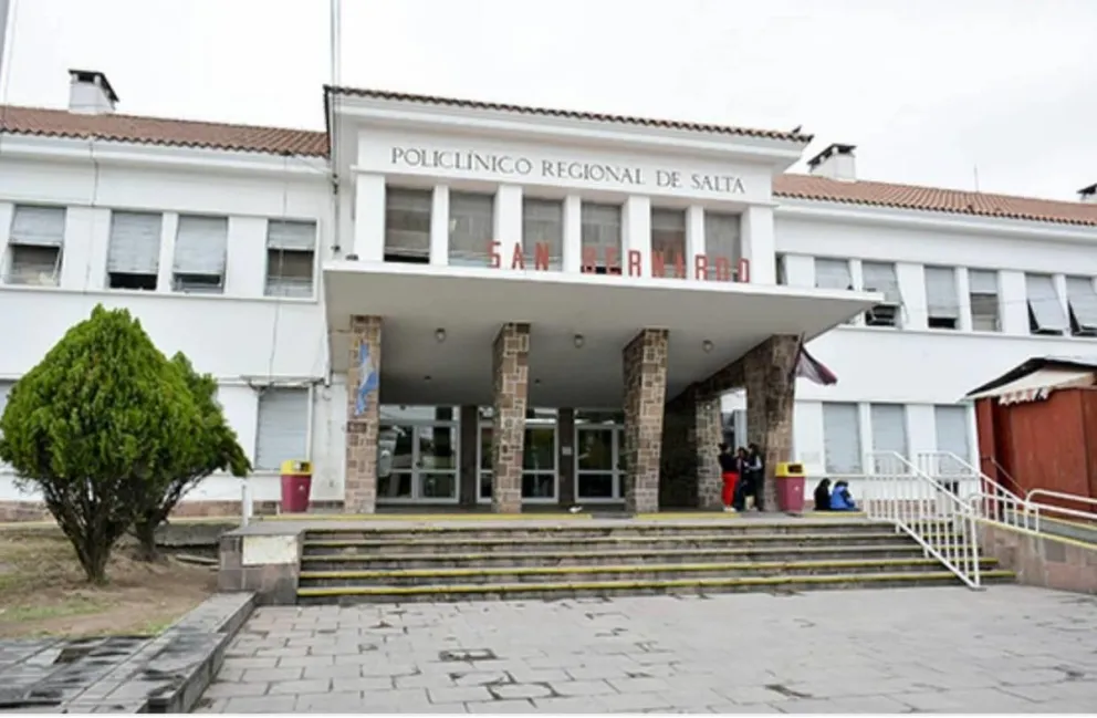 Intento de femicidio en un motel céntrico: la joven de 22 años y su agresor continúan en estado crítico  