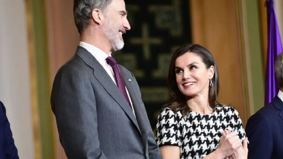 Lujos reales: los tremendos regalos que recibieron Felipe VI y Letizia que desataron la ira de España