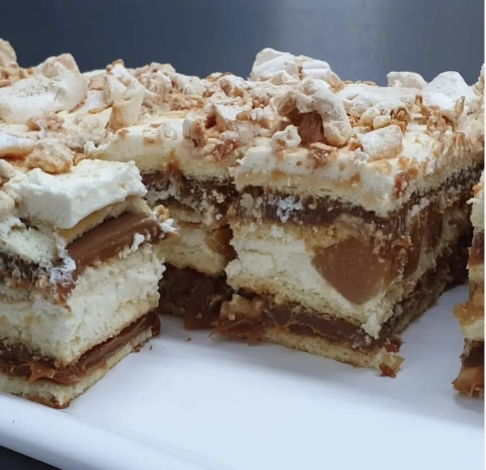 Te mostramos cómo preparar la receta de torta Balcarce,  un cremoso postre Argentino