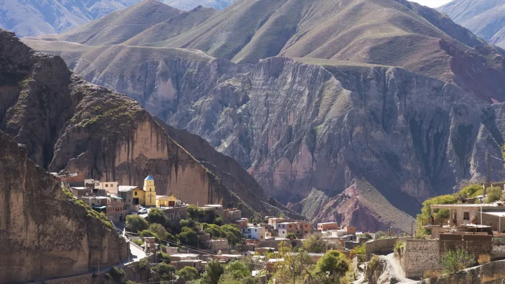 Lúgares mágicos de Salta: cuáles son las mejores 10 propuestas para conocer según la IA
