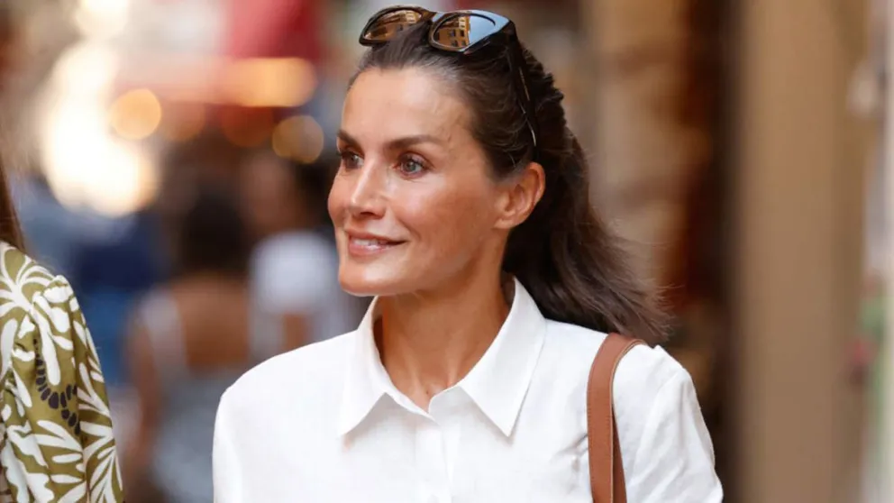 Así luce el oculto ex esposo de la reina Letizia que Felipe VI detesta: no lo pudo ocultar más