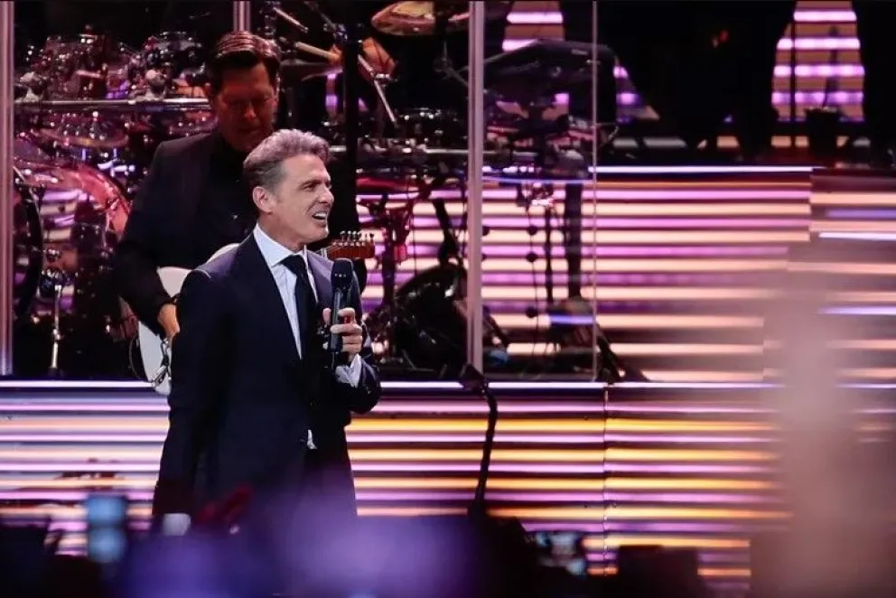 Ni Paloma Cuevas se lo esperaba: con este gesto, Luis Miguel dejó a todos con la boca abierta