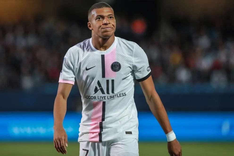 La foto de Mbappé que desató la furia del PSG y derivó en un contundente castigo: lo quieren lejos